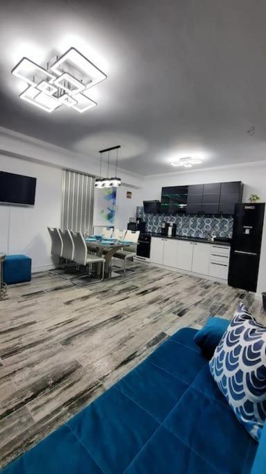 Apartament Erika Premium سِنايا المظهر الخارجي الصورة