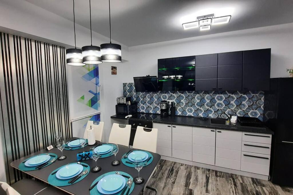 Apartament Erika Premium سِنايا المظهر الخارجي الصورة